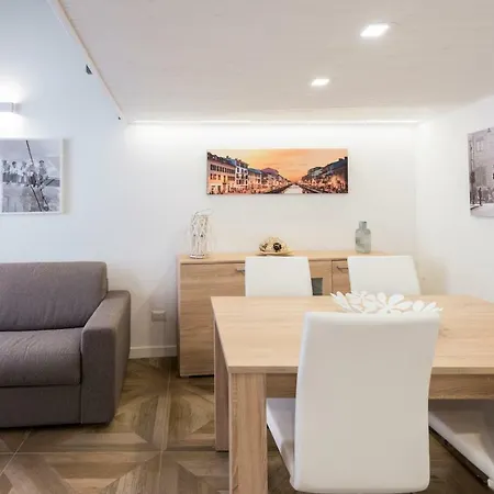 Luxury Apartment Milano Centro Exterior photo